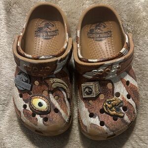 CROCS Kids Dinosaur Clogs - Brown and Tan